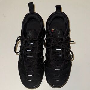Nike Men's Black Air Vapormax Plus